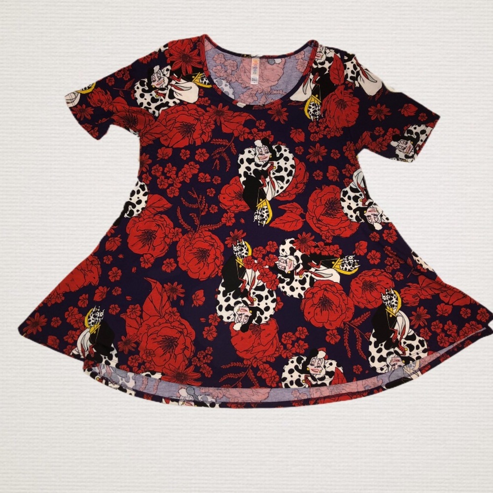 LuLaRoe Disney Villians Cruella Deville Perfect T!
